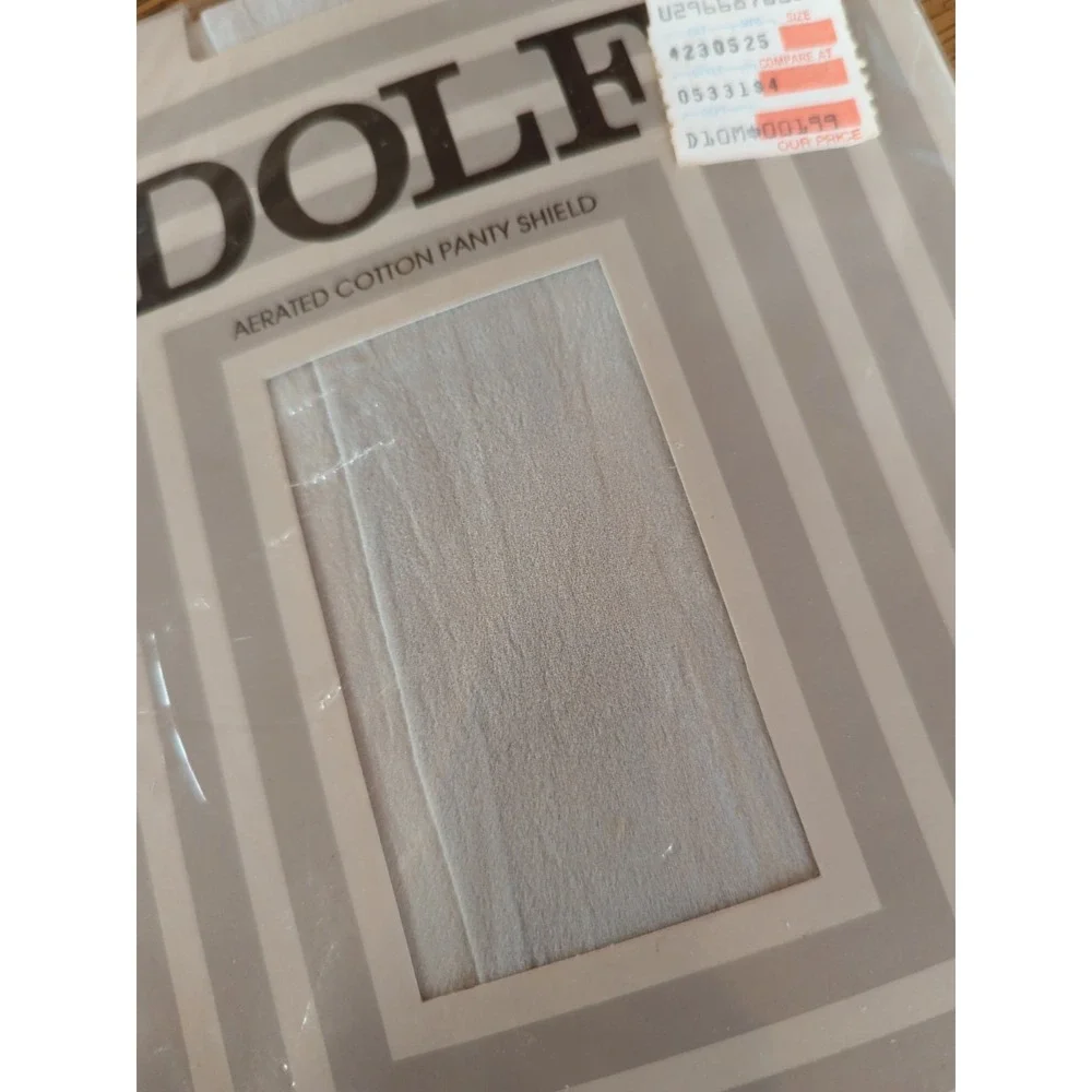 NEW Vintage Adolfo Queen Size 1x Ice Gray Pantyhose‎ Sheer
